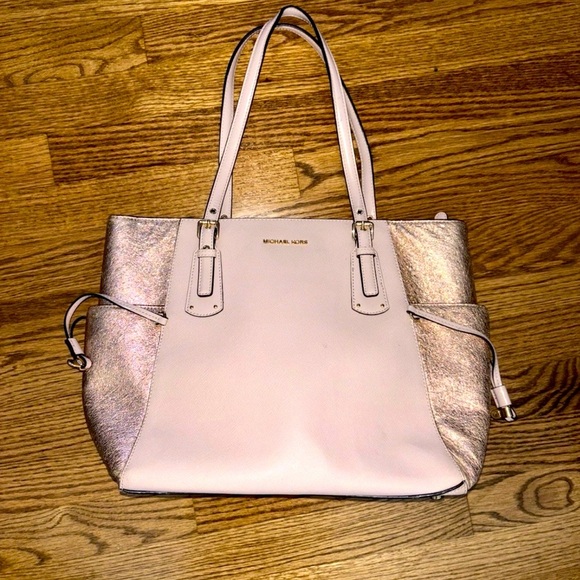 Michael Kors pink purse - Picture 1 of 9